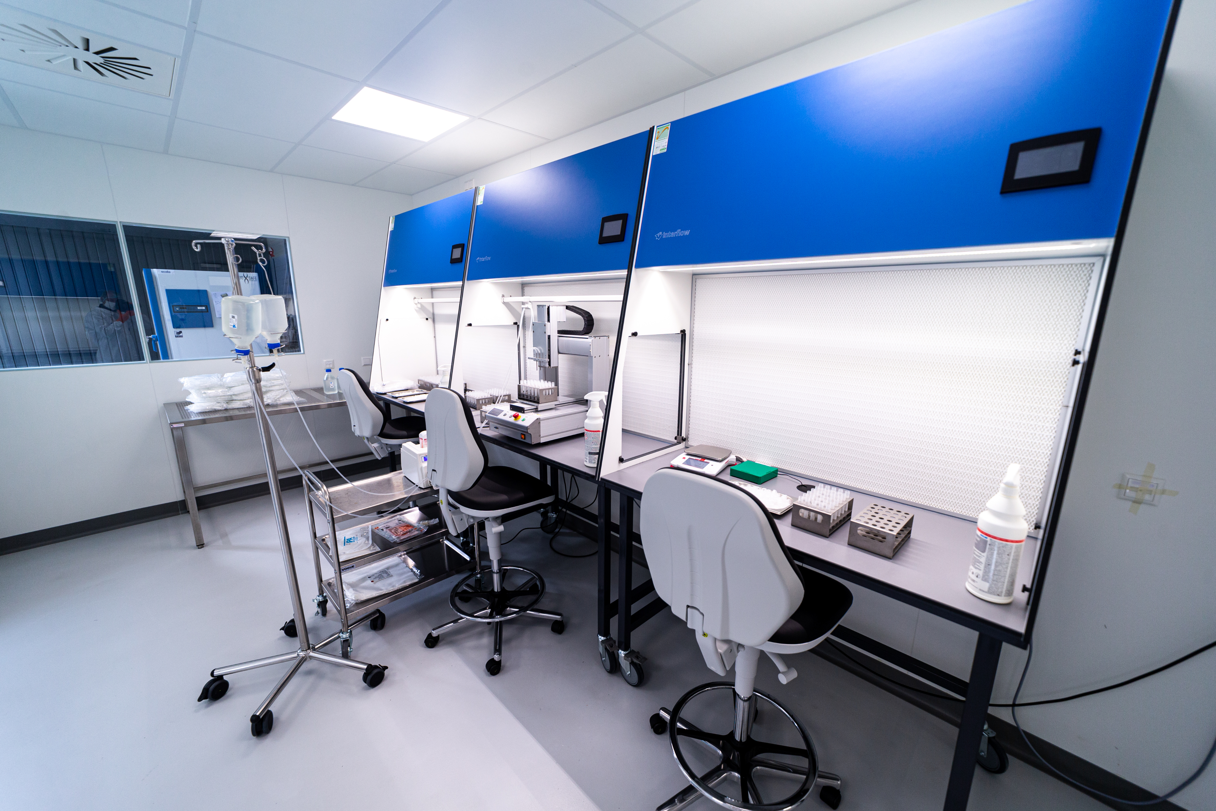 Cleanroom - DaklaPack - Side view